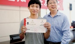 女子爆料郑大校长视频在线观看,在线观看引发热议